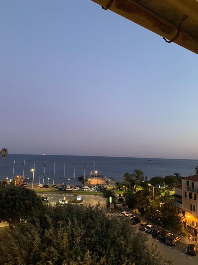 Apartament Casa Al Mare Varazze Zewnętrze zdjęcie